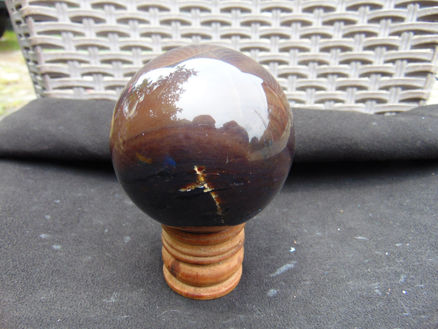 189 gr Sphere Ball 70 mm Indonesian Brown Blue Amber for Healing AJ1090