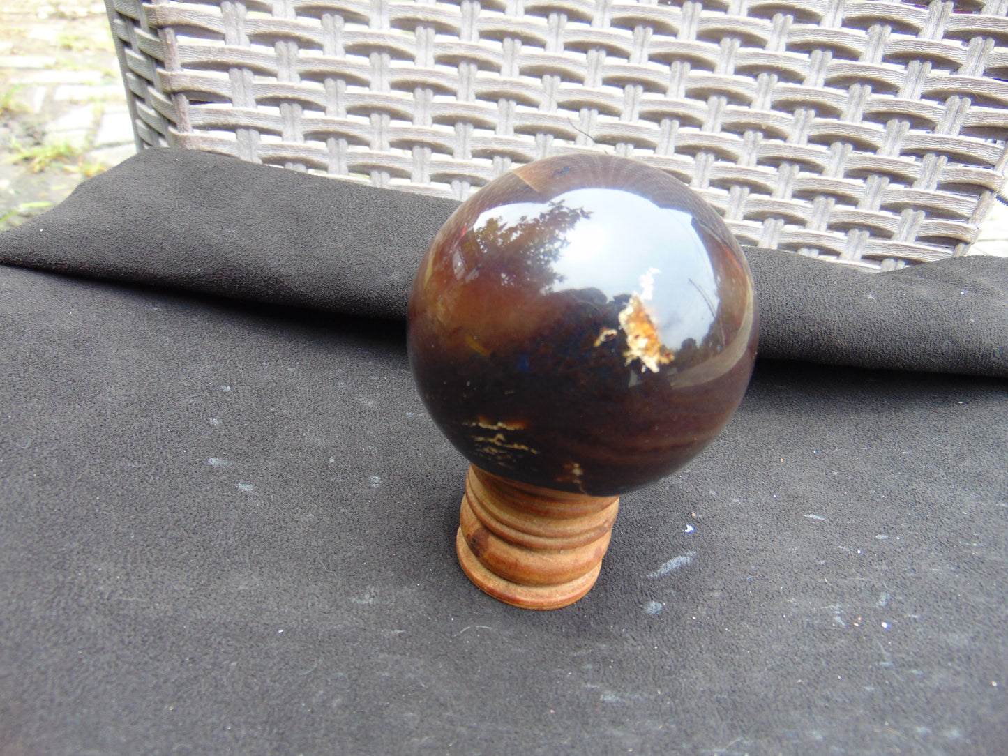 189 gr Sphere Ball 70 mm Indonesian Brown Blue Amber for Healing AJ1090