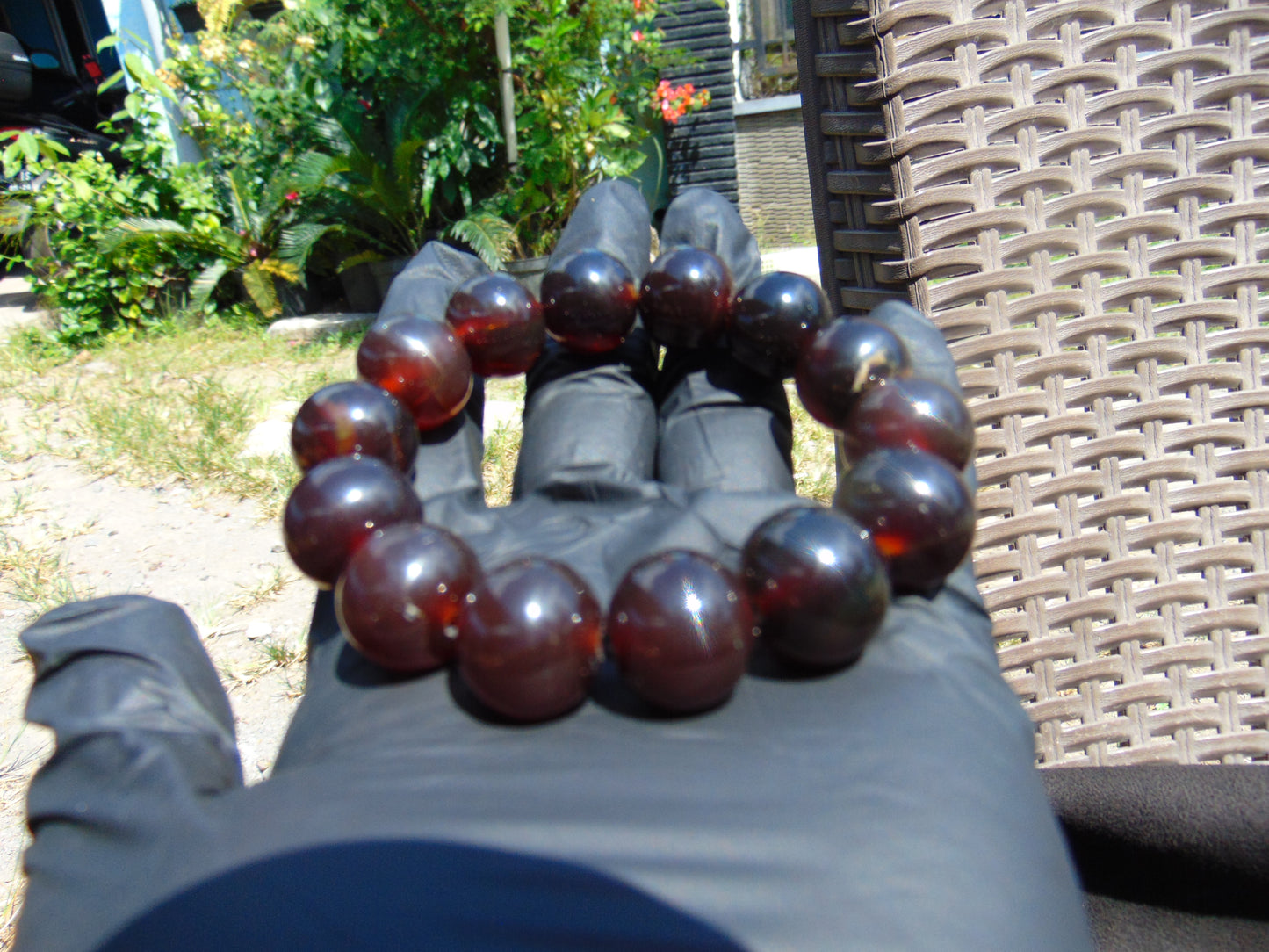 31 gram 14 Beads Mala Bracelet Indonesian Cherry Red Amber 16 mm for Healing FRB16