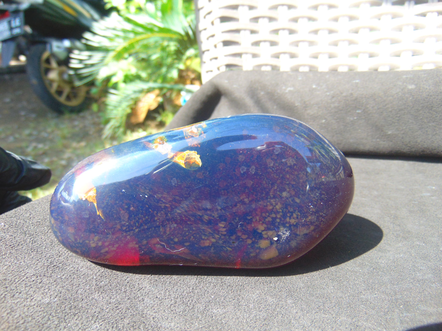 209 gr full polished 125x65x50 mm Indonesia Blue Amber for Healing 25ST4