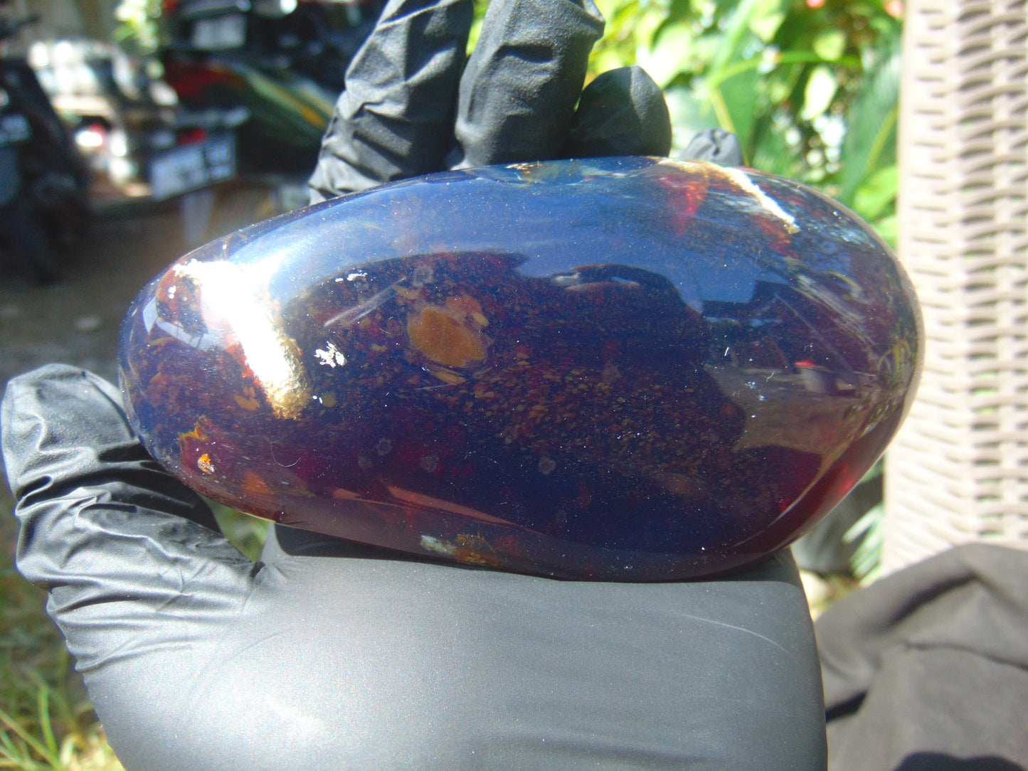 209 gr full polished 125x65x50 mm Indonesia Blue Amber for Healing 25ST4