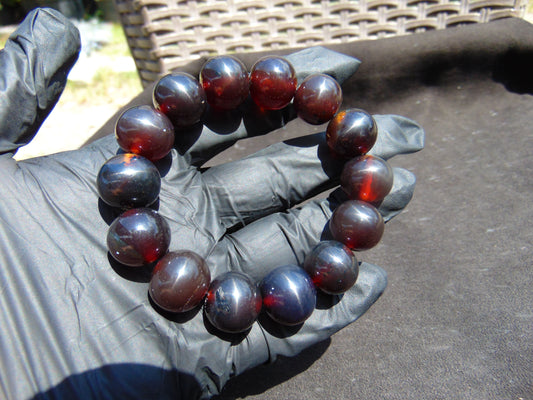 33 gram 14 Beads Mala Bracelet Indonesian Cherry Red Amber 16 mm for Healing FRB3