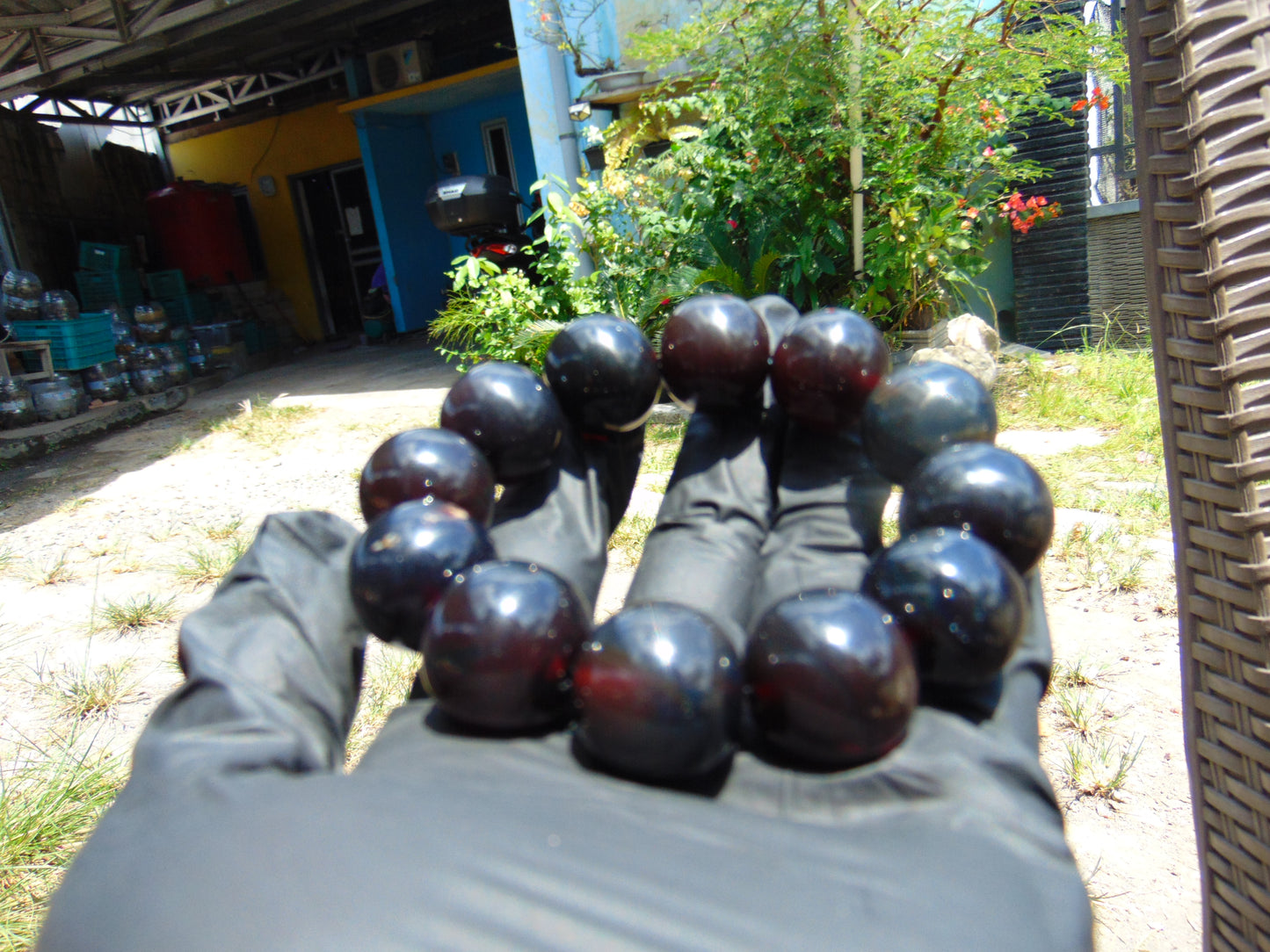 56 gram 12 Beads Mala Bracelet Indonesian Cherry Red Blue Amber 20 mm for Healing B20M21