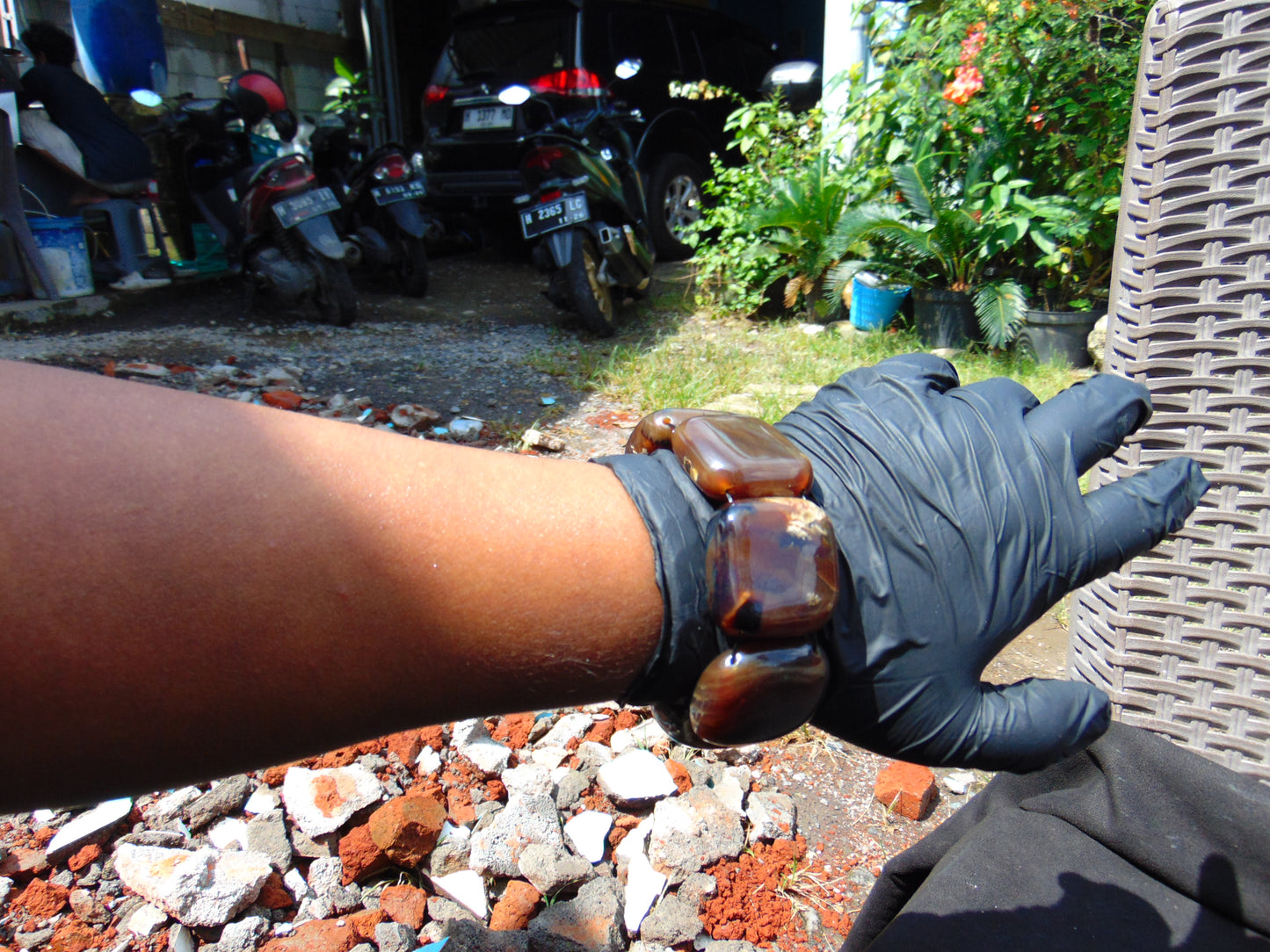 89 gr 7 Square Beads Bangle Indonesian Amber for Healing A7G24