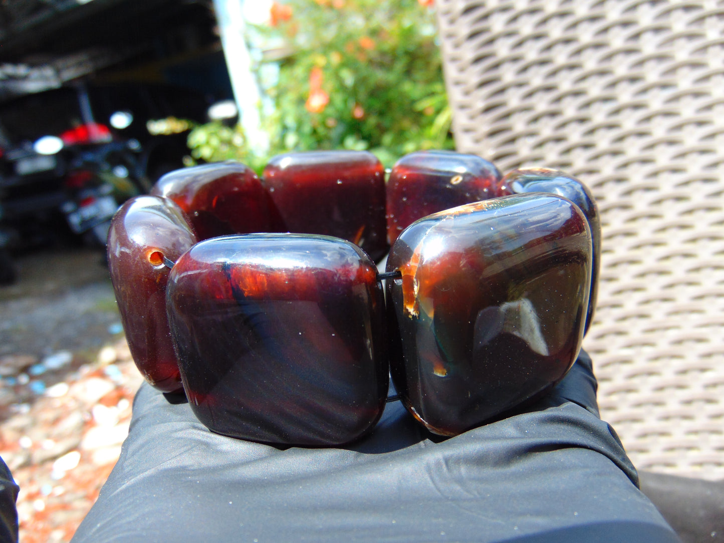 101 gr 7 Square Beads Bangle Indonesian Amber for Healing A7G37