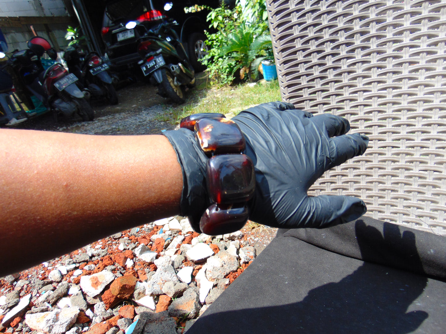 101 gr 7 Square Beads Bangle Indonesian Amber for Healing A7G37