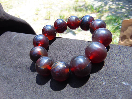 56 gram 12 Beads Mala Bracelet Indonesian Cherry Red Amber 20 mm for Healing B20M17