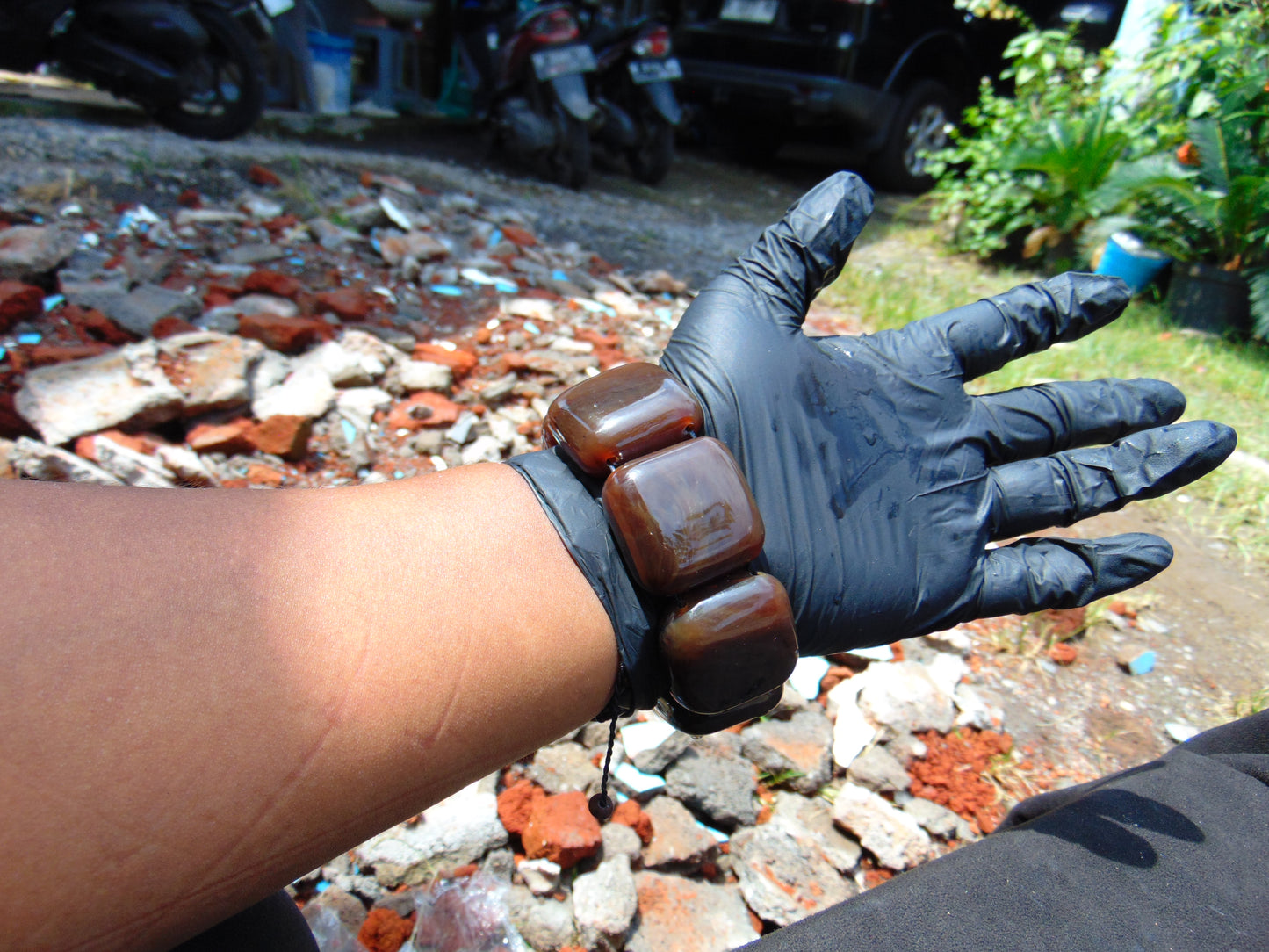 99 gr 7 Square Beads Bangle Indonesian Amber for Healing A7G26