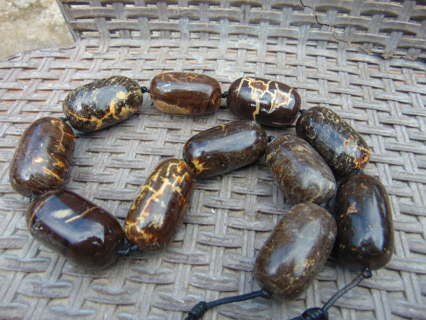 280 gr Necklace Indonesian Aromatic Amber for Healing 26NN16
