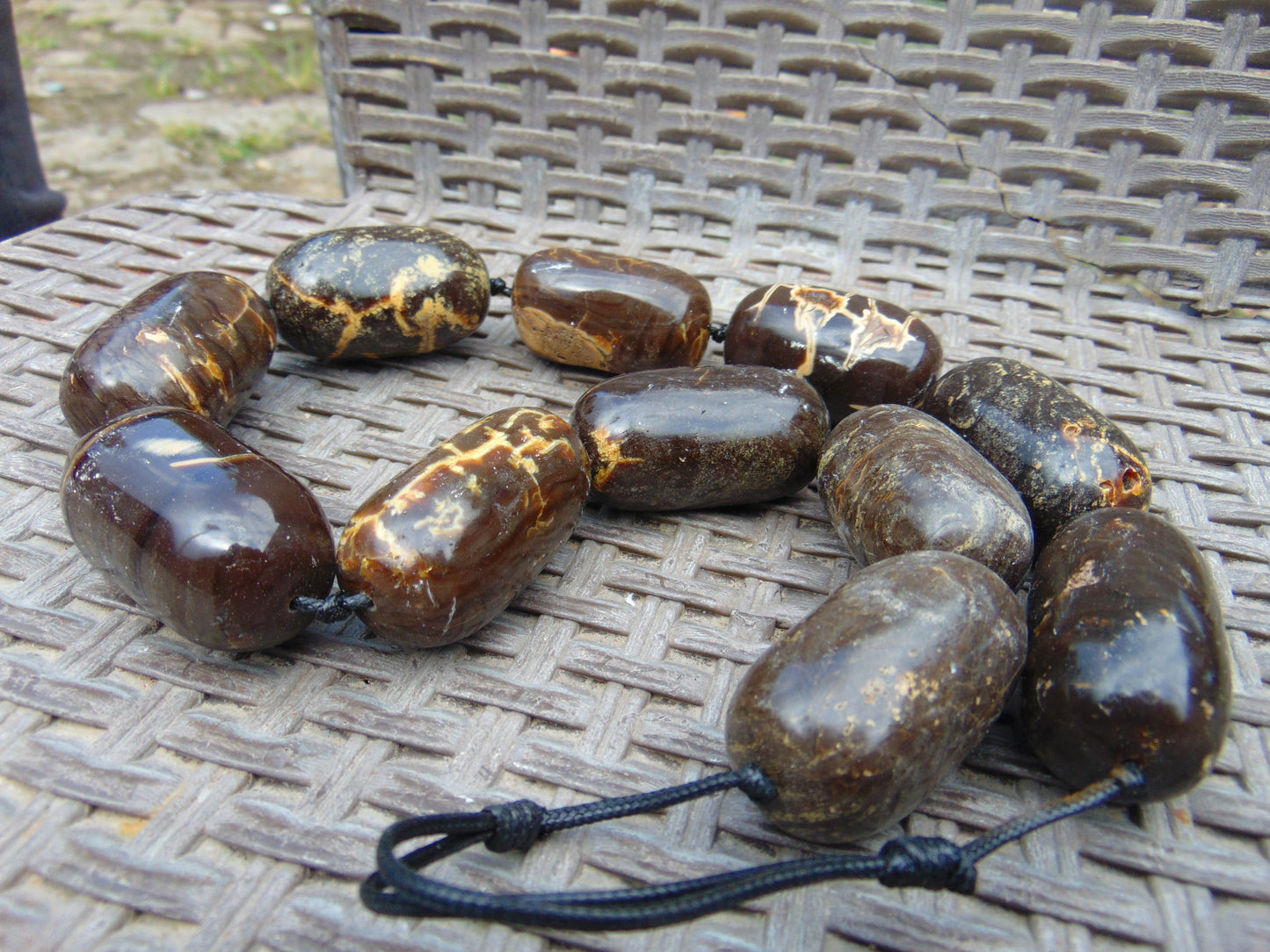 280 gr Necklace Indonesian Aromatic Amber for Healing 26NN16
