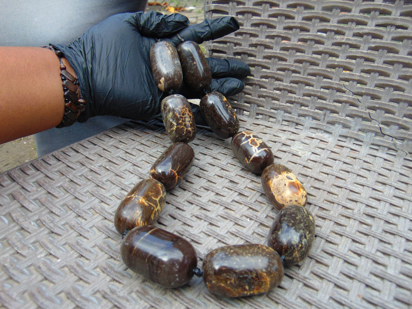 280 gr Necklace Indonesian Aromatic Amber for Healing 26NN16