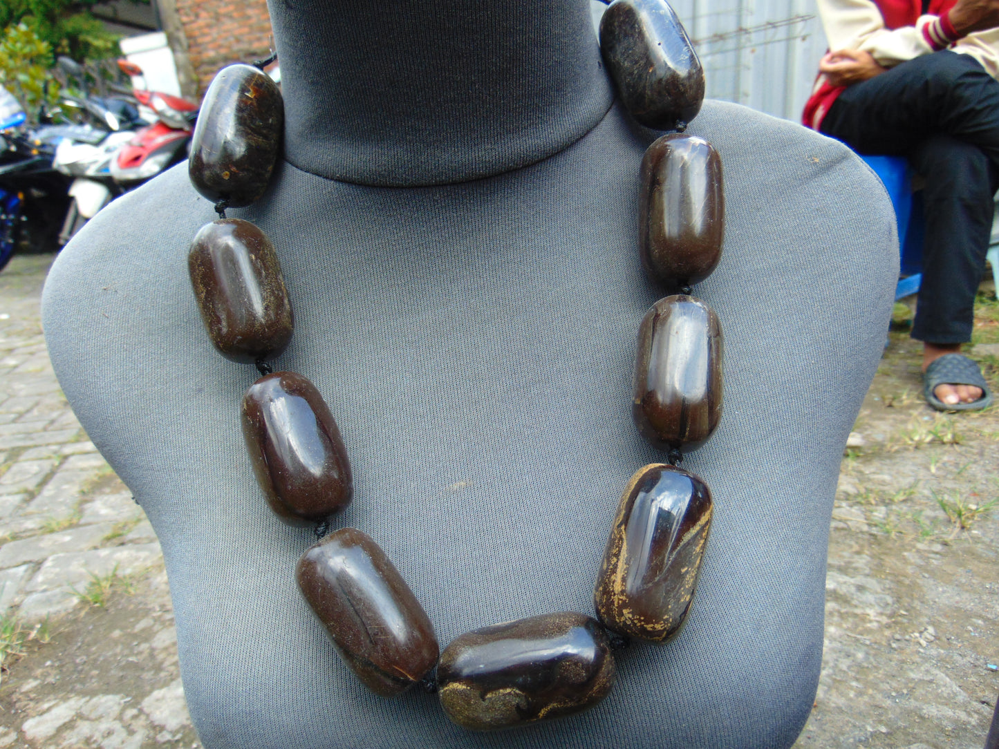 241 gr Necklace Indonesian Aromatic Amber for Healing 26NN15