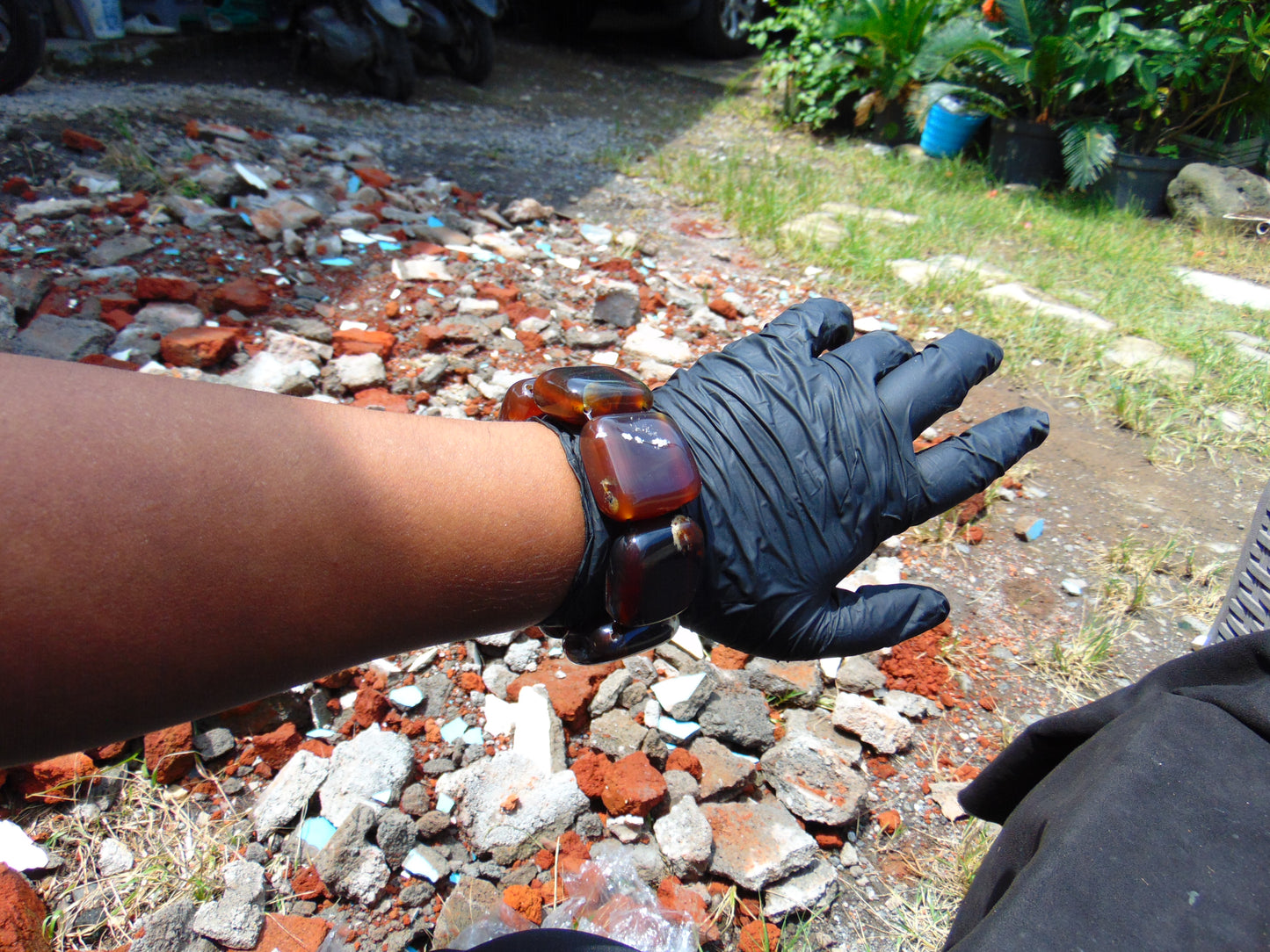 90 gr 7 Square Beads Bangle Indonesian Amber for Healing A7G35