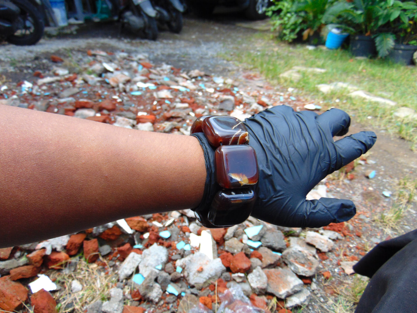 109 gr 7 Square Beads Bangle Indonesian Amber for Healing A7G31