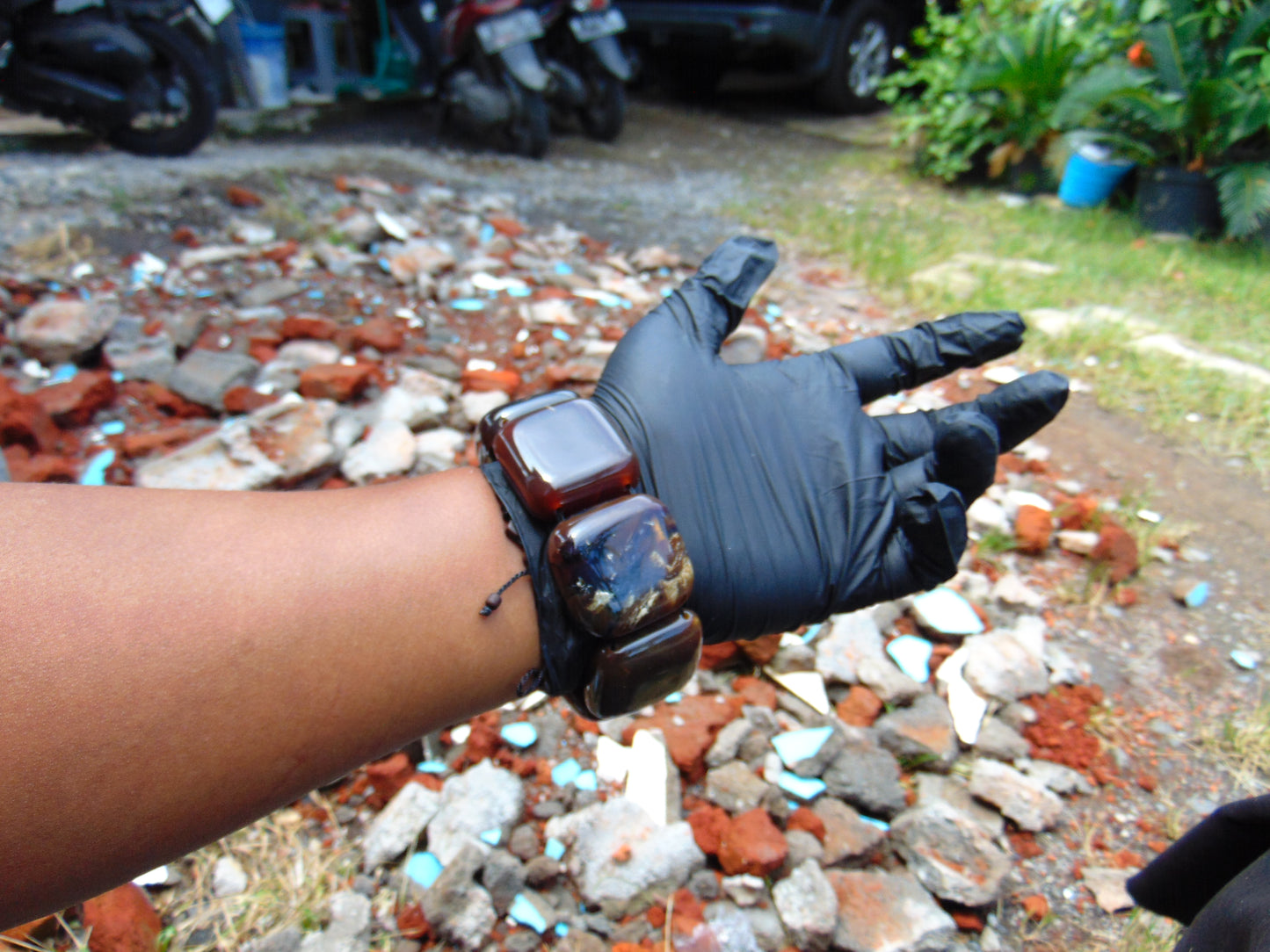 109 gr 7 Square Beads Bangle Indonesian Amber for Healing A7G31