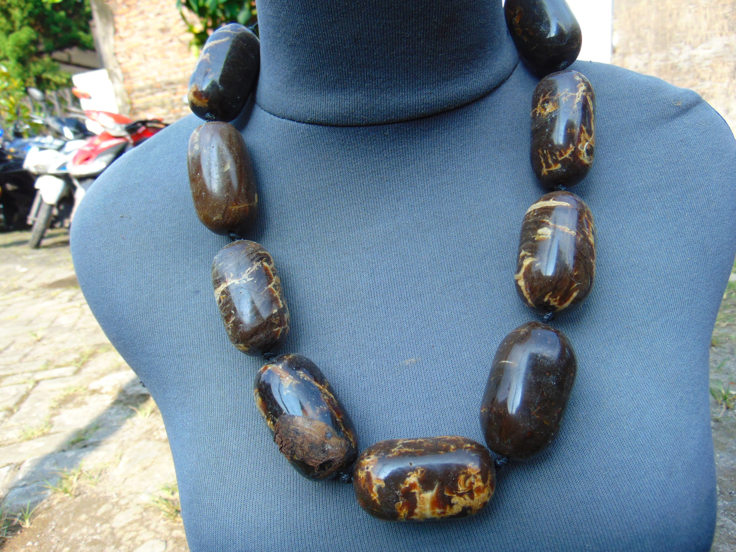 214 gr Necklace Indonesian Aromatic Amber for Healing 26NN12