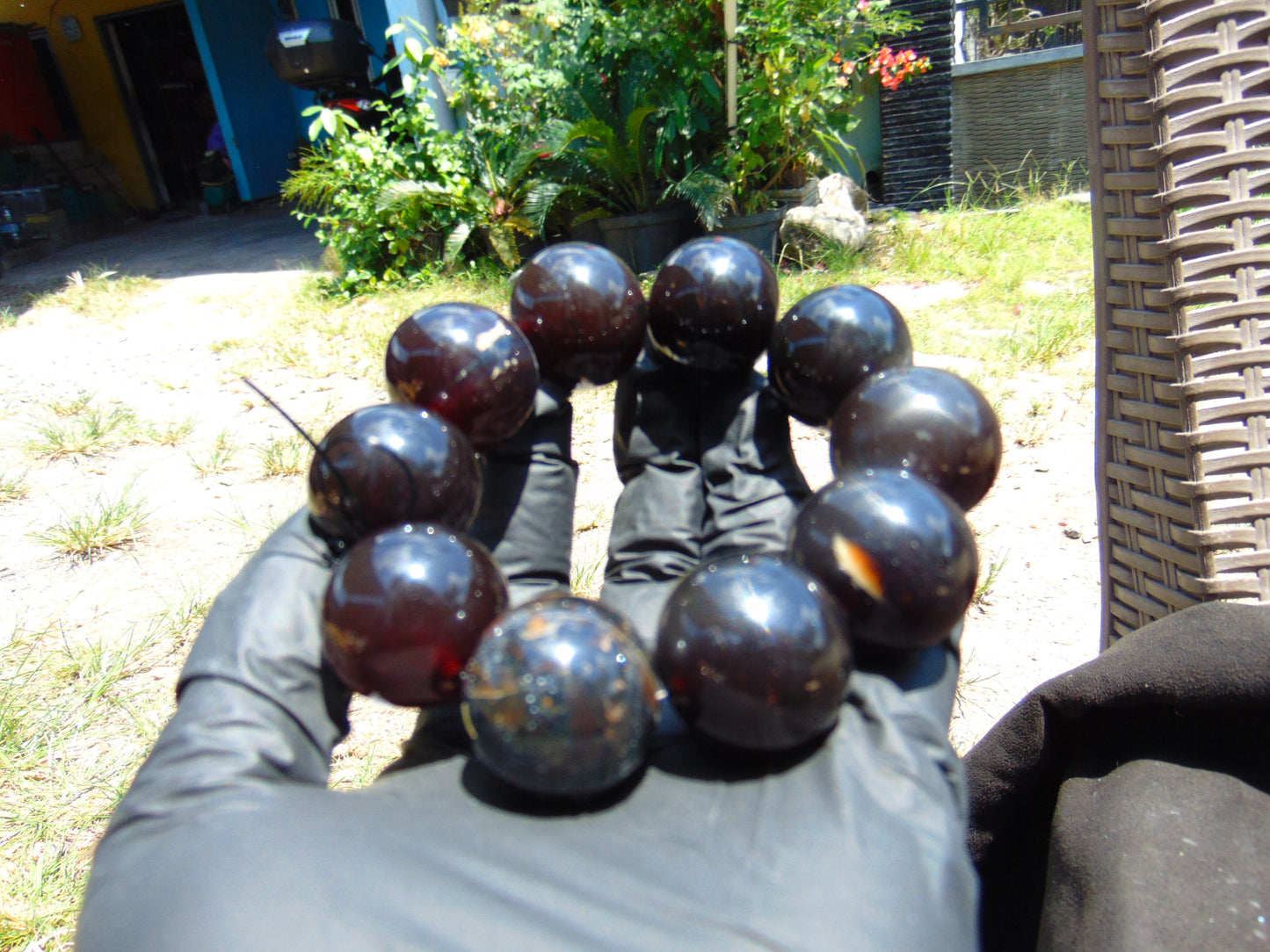 97 gram 10 Beads Mala Bracelet Indonesian Cherry Amber 25 mm for Healing FRB39