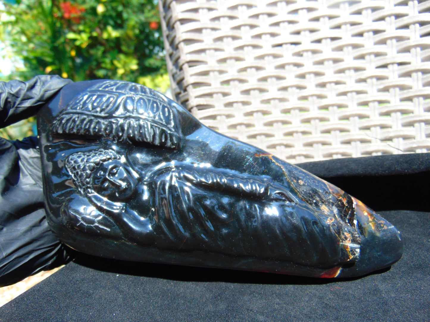 603 gr Sleep Buddha under bodhi tree 220x100x50 mm Indonesia Black Amber AJ82