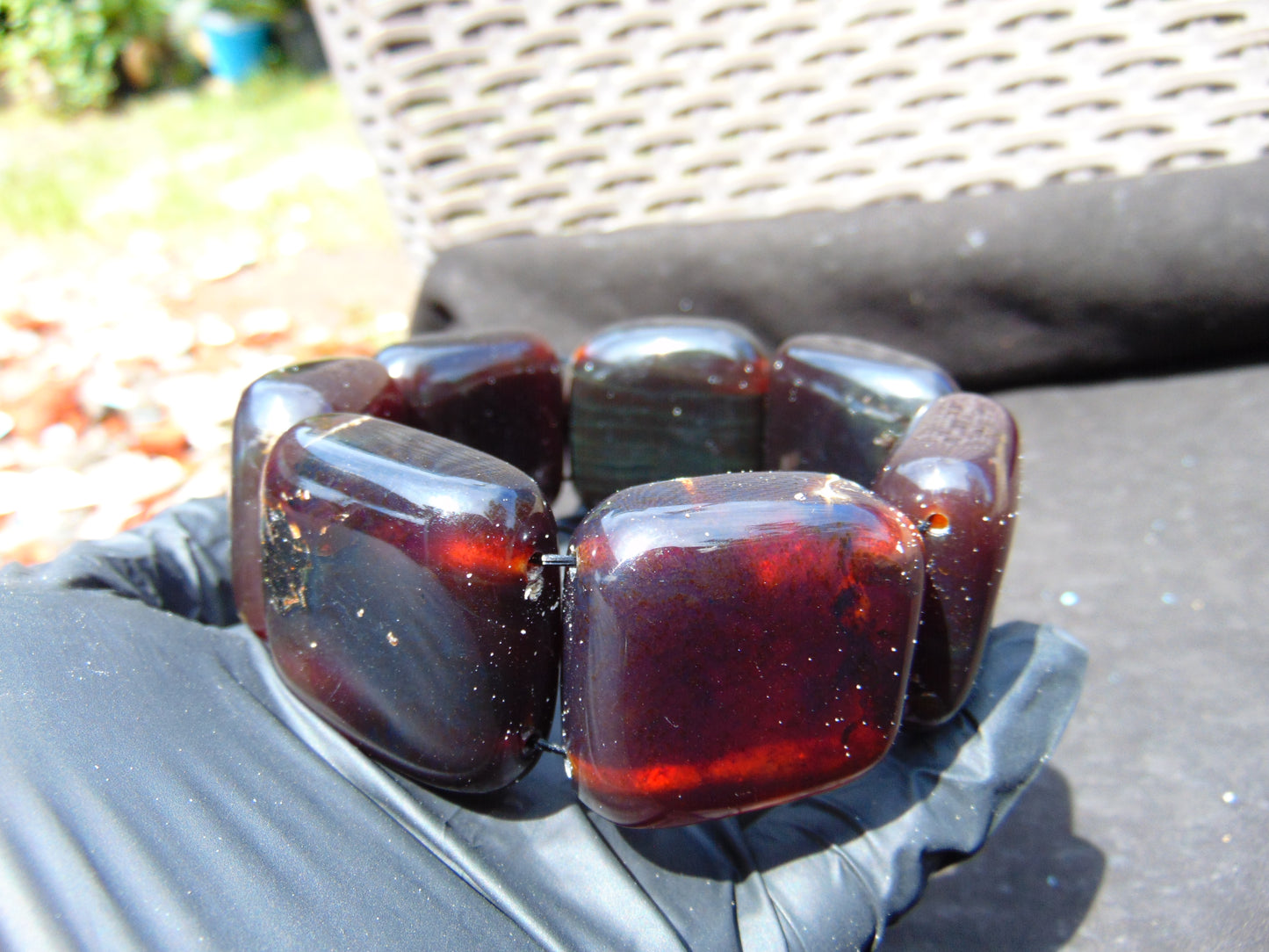 111 gr 7 Square Beads Bangle Indonesian Amber for Healing A7G32