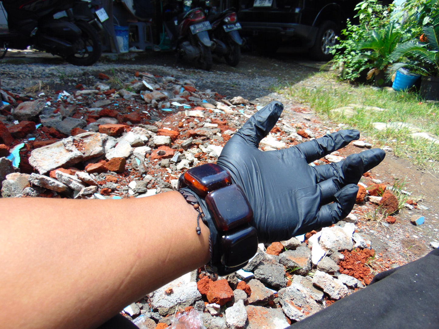 111 gr 7 Square Beads Bangle Indonesian Amber for Healing A7G32