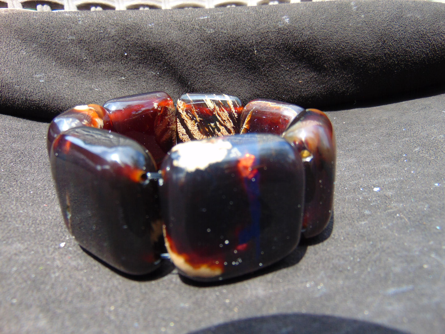 113 gr 7 Square Beads Bangle Indonesian Amber for Healing A7G41