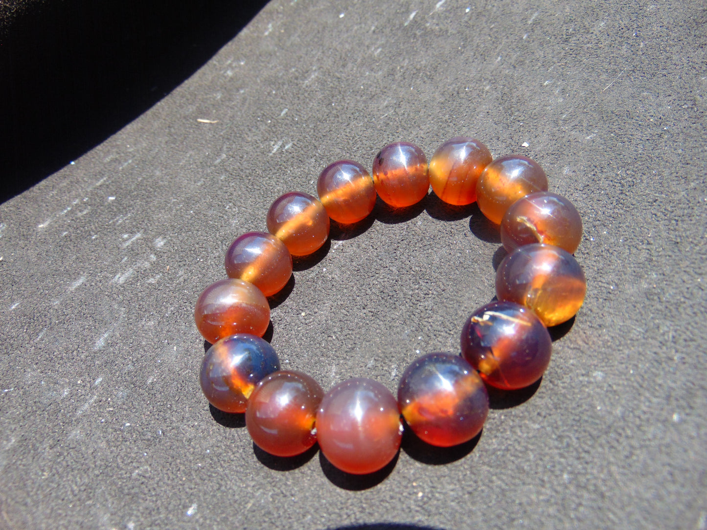 34 gram 14 Beads Mala Bracelet Indonesian Honey Blue Amber 16 mm for Healing B15M5