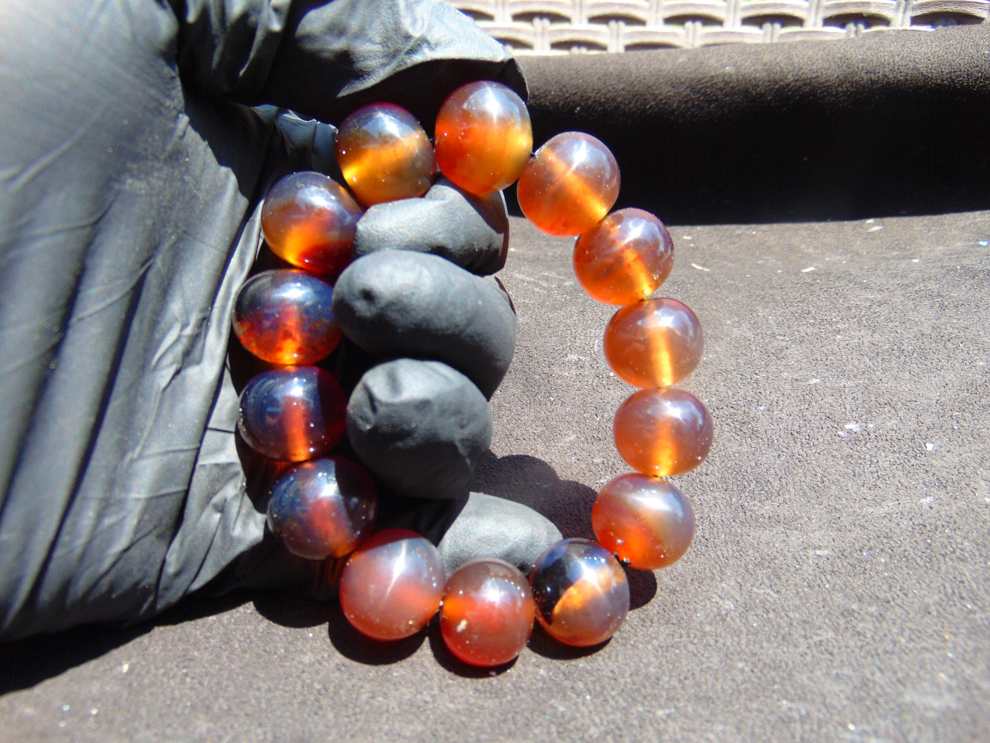 34 gram 14 Beads Mala Bracelet Indonesian Honey Blue Amber 16 mm for Healing B15M5