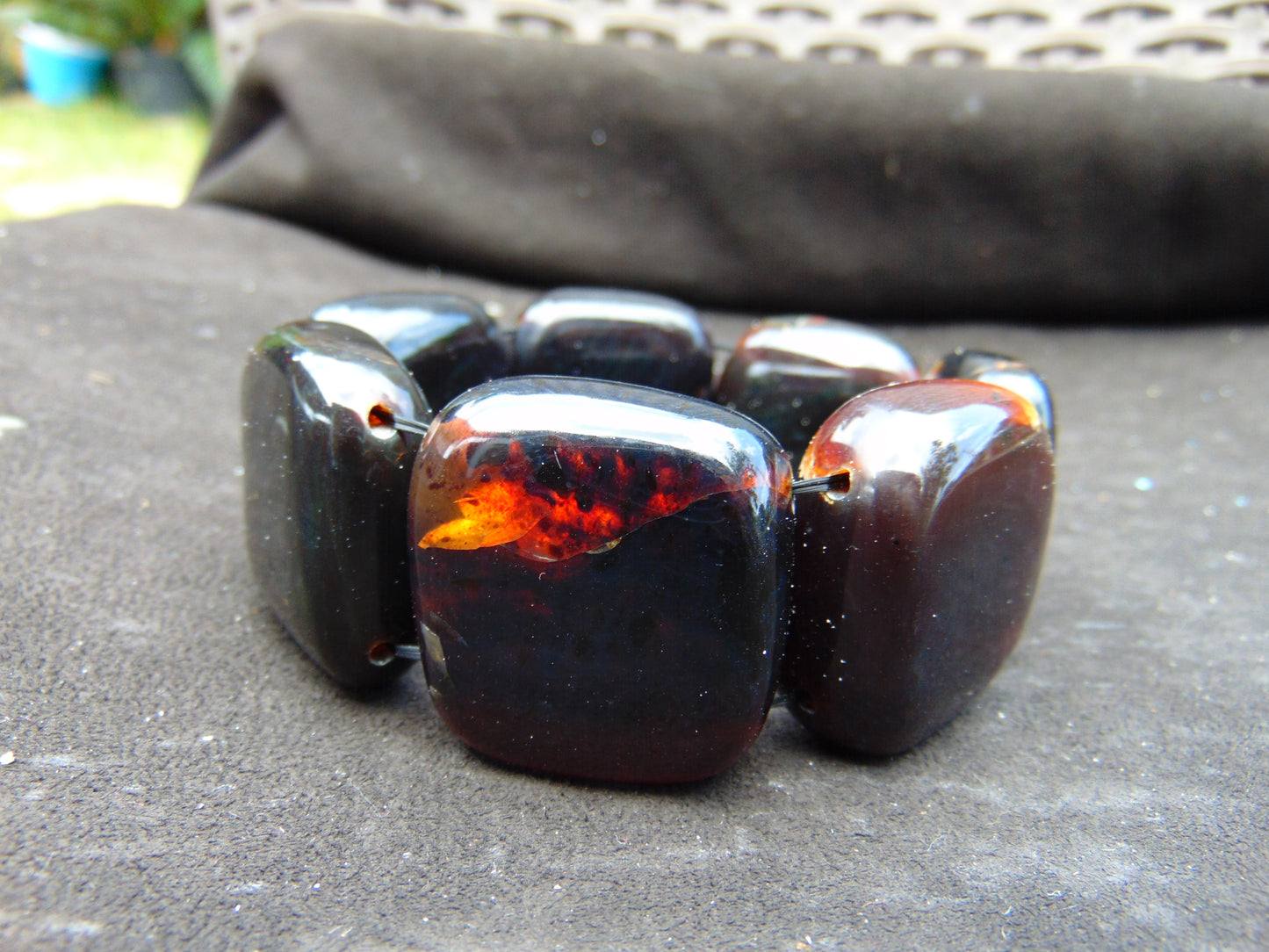 94 gr 7 Square Beads Bangle Indonesian Amber for Healing A7G47