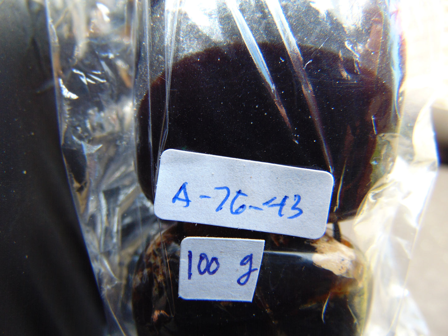 100 gr 7 Square Beads Bangle Indonesian Black Blue Amber for Healing A7G43