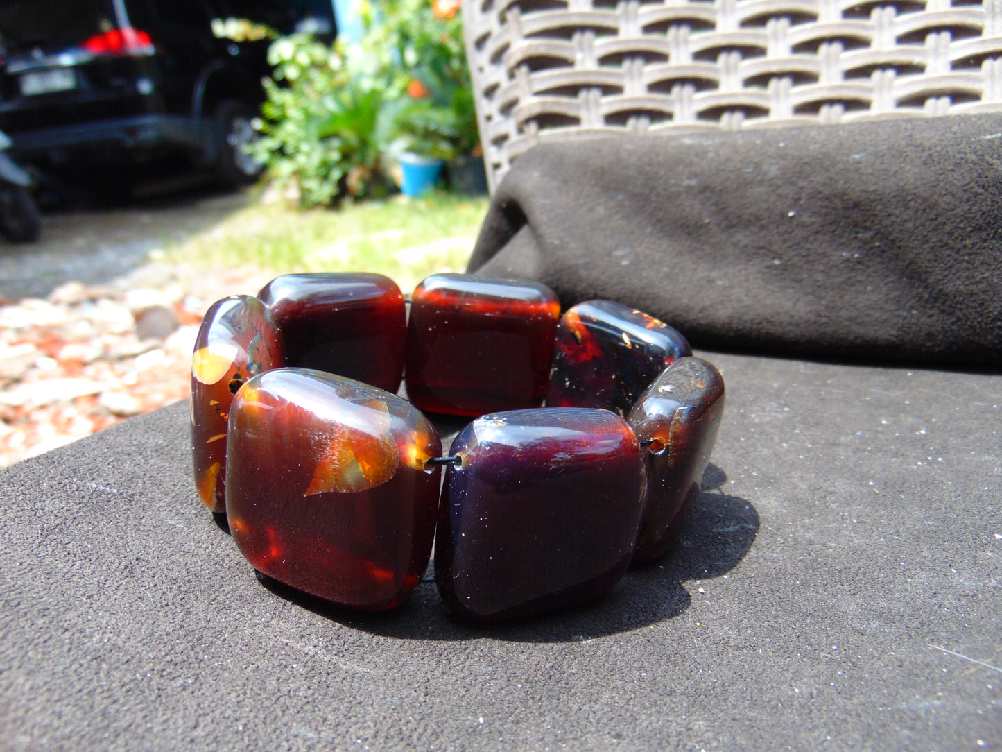 99 gr 7 Square Beads Bangle Indonesian Amber for Healing A7G49
