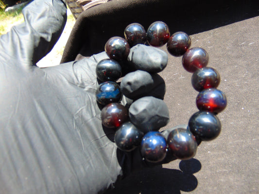 34 gram 14 Beads Mala Bracelet Indonesian Cherry Red Blue Amber 16 mm for Healing B15M10