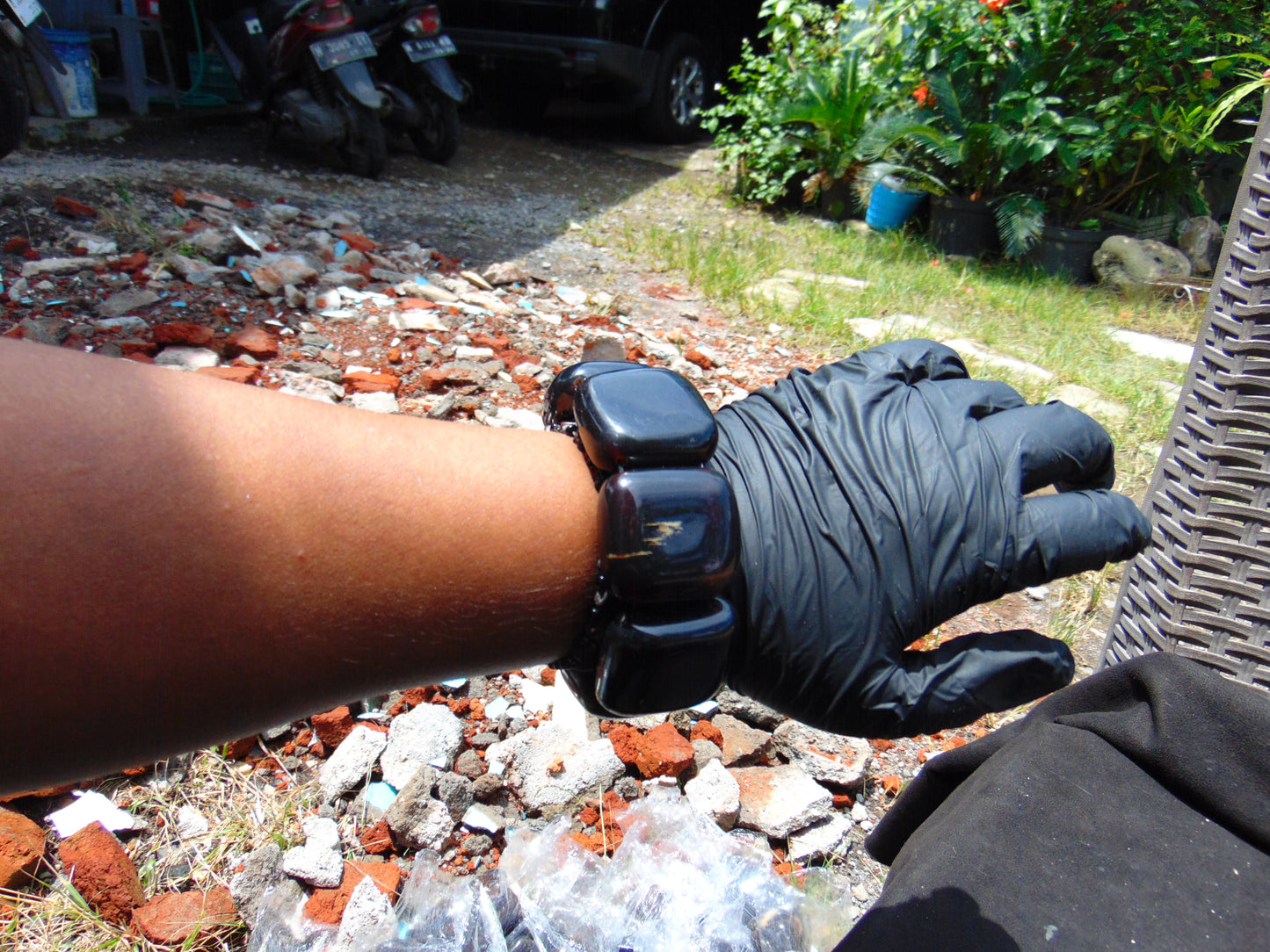 107 gr 7 Square Beads Bangle Indonesian Amber for Healing A7G45