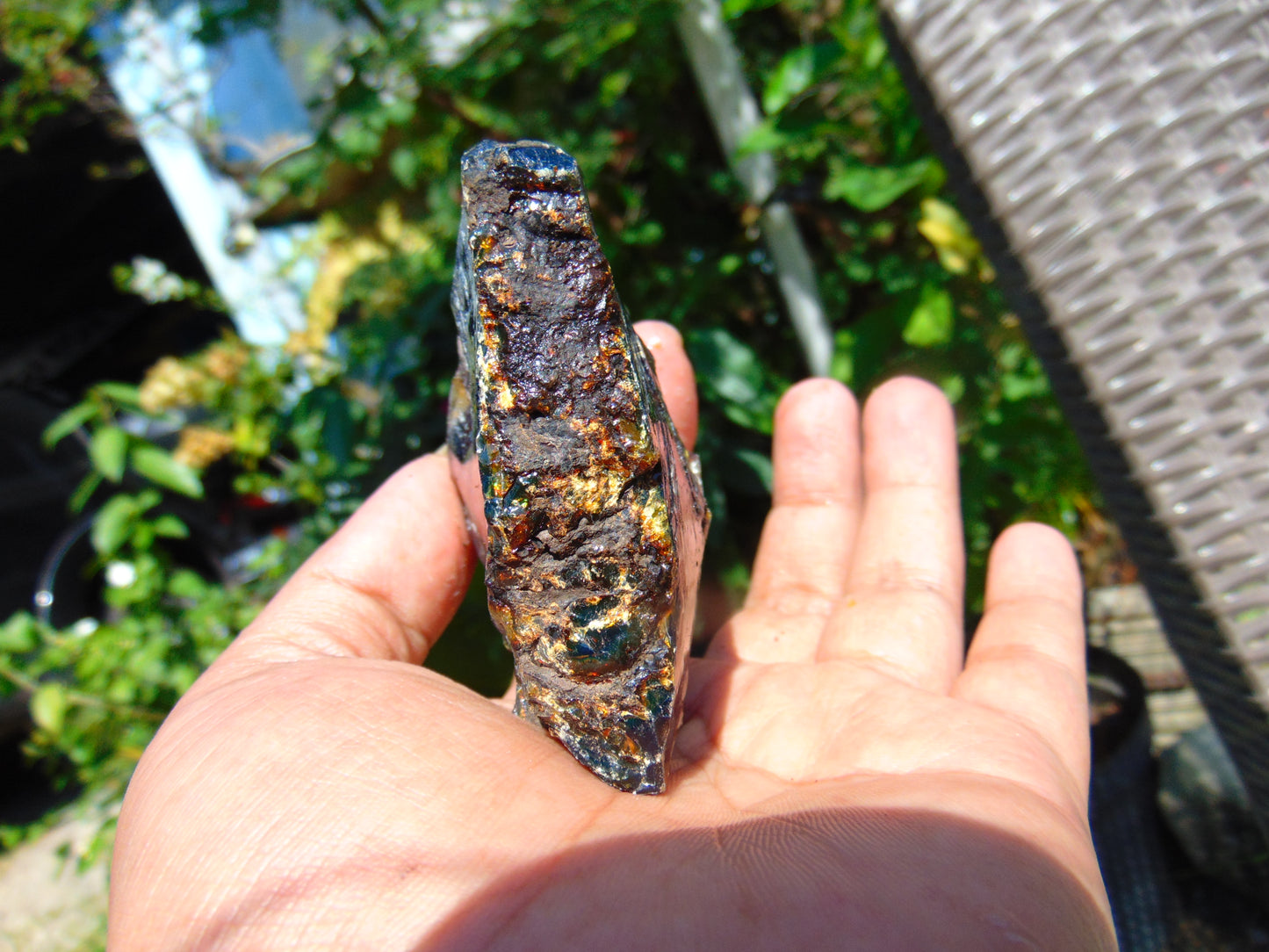 75 gram Rough Raw Indonesian Orange Blue Amber for Healing AGRB98