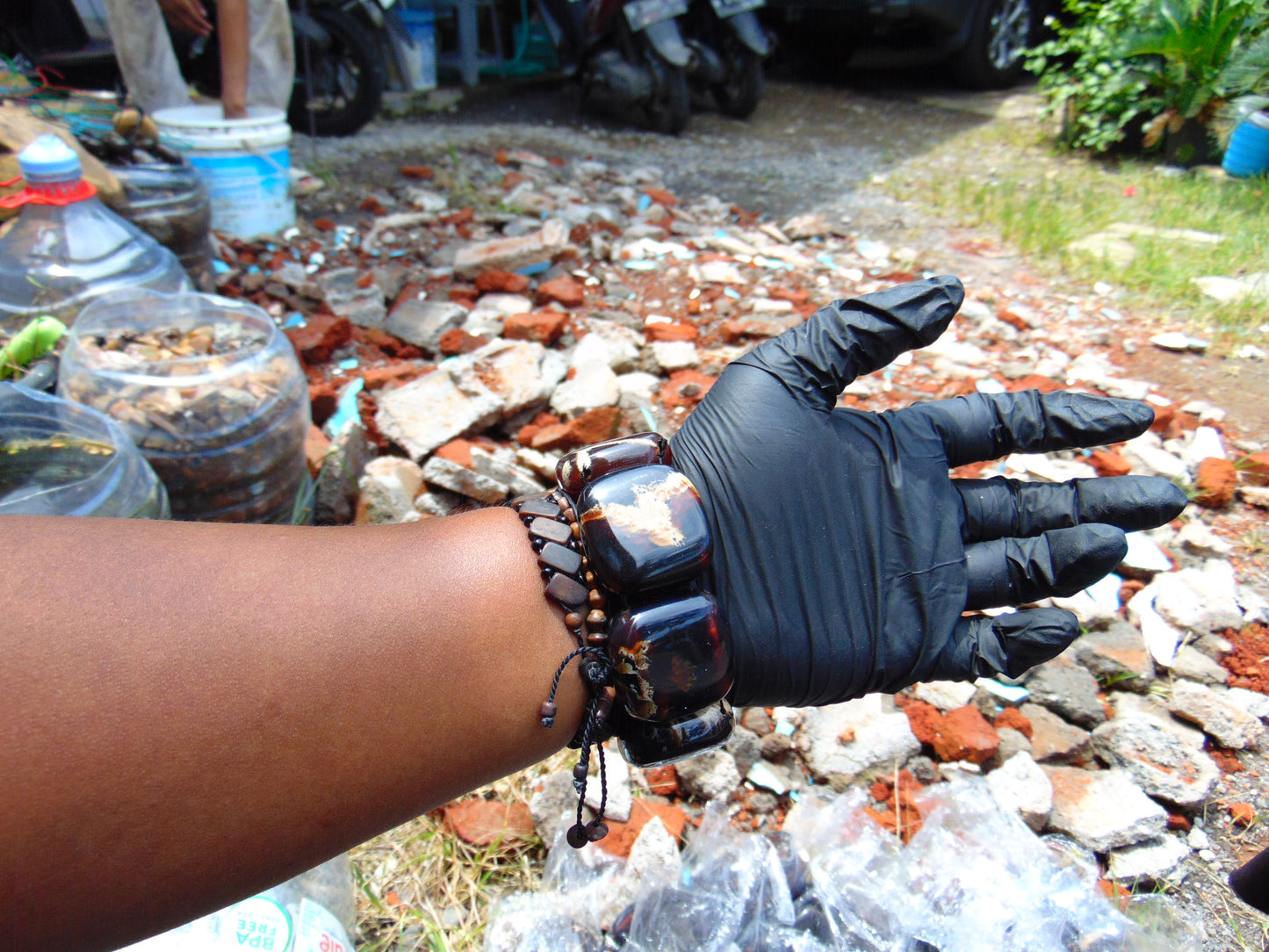 88 gr 7 Square Beads Bangle Indonesian Amber for Healing A7G39