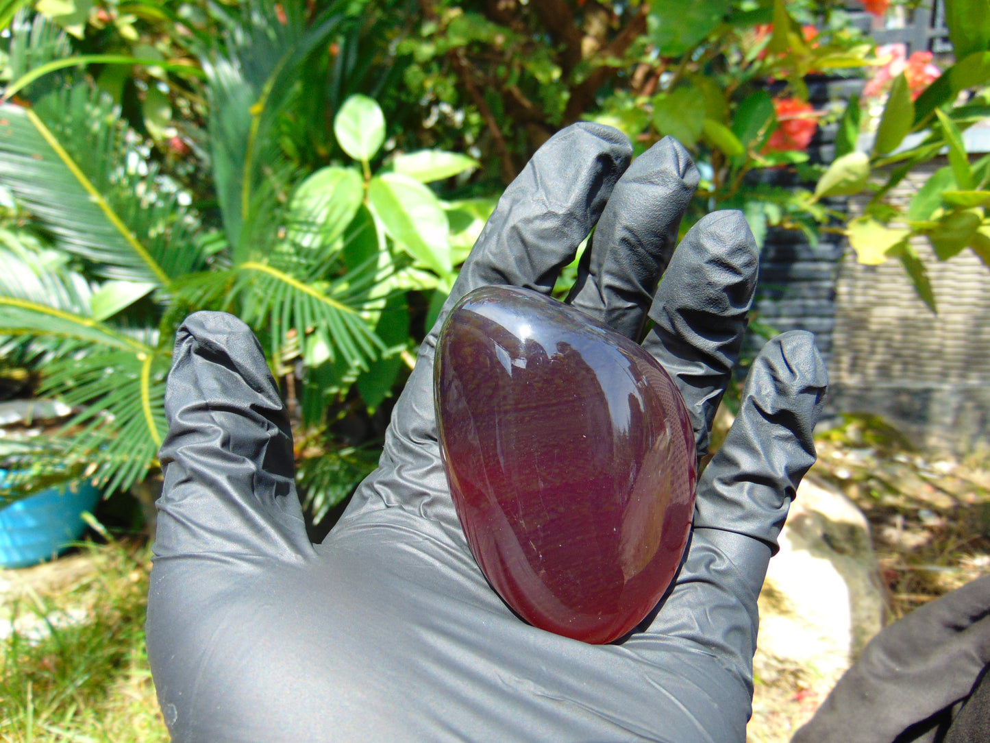 64 gr full polished 70x45x40 mm Indonesia Red Purple Amber for Healing 25ST10