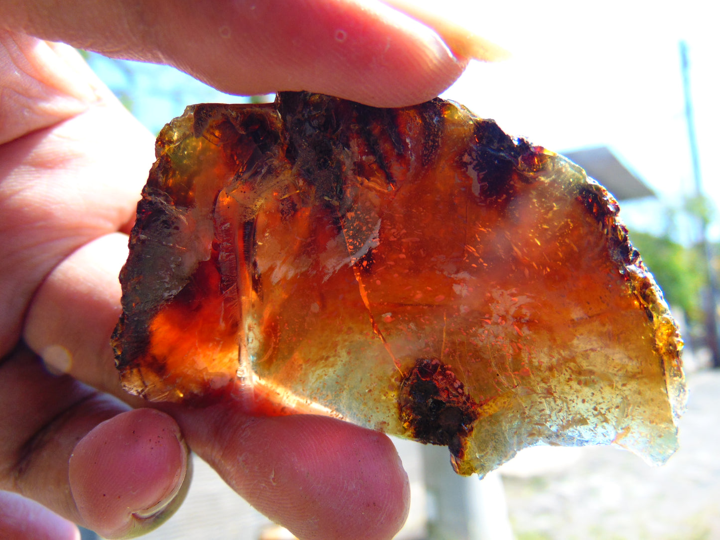 23 gram Rough Raw Indonesian Orange Blue Amber for Healing AGRB99