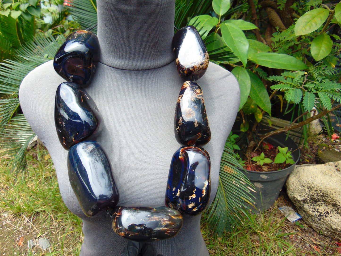 854 gr Big Necklace Indonesian Dark Blue Amber for Healing A7K93