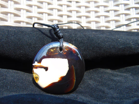 10 gram Chip Pendant Indonesian white Blue Amber for Healing 26Y81