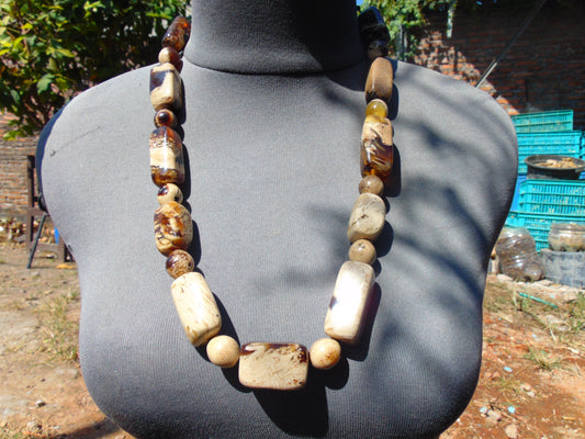 99 gr Small Necklace beads Indonesian White Amber for Healing 26NA10
