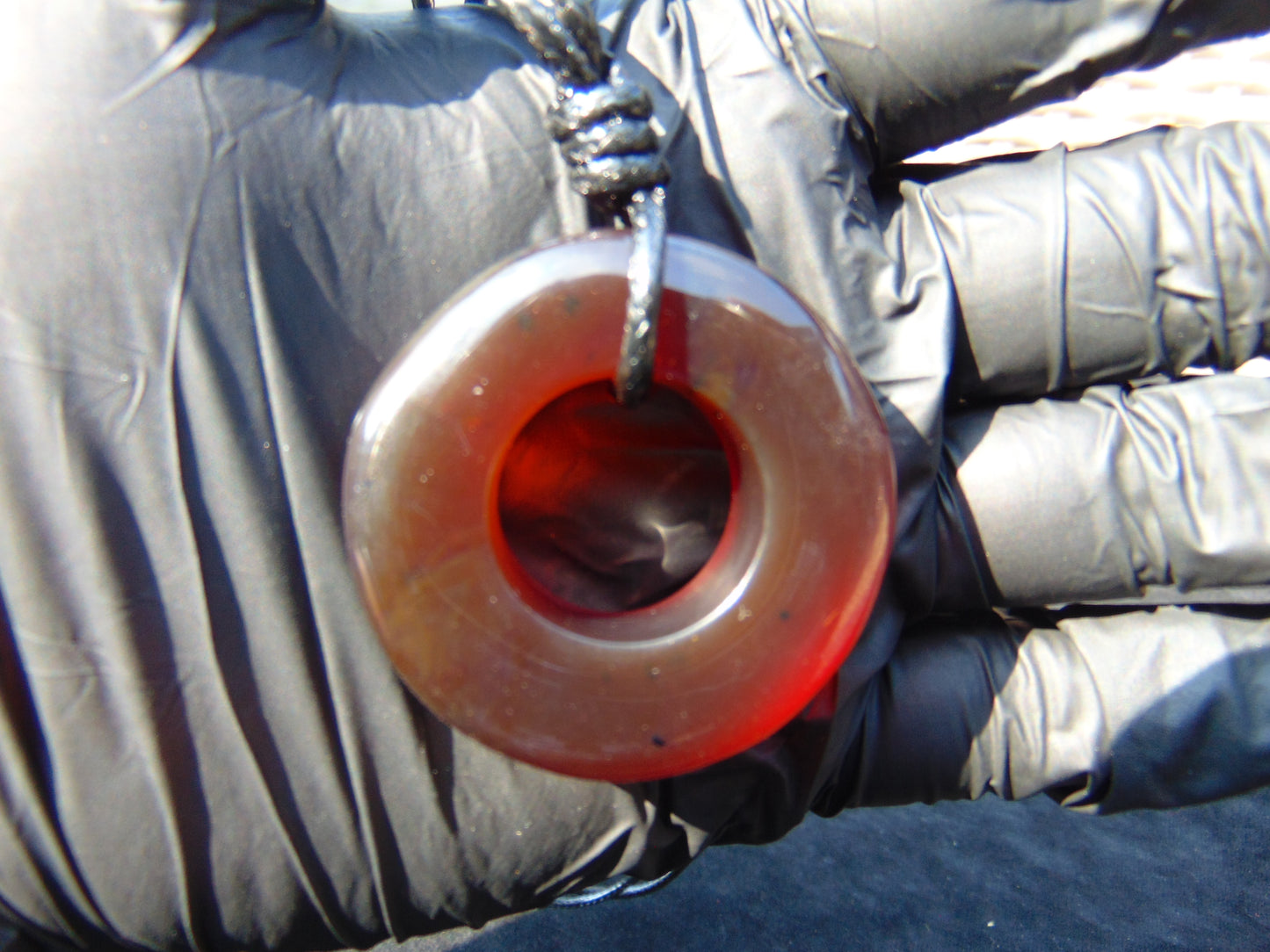 15 gr Donut Pendant Indonesian Crsytal Amber for Healing 26Y89