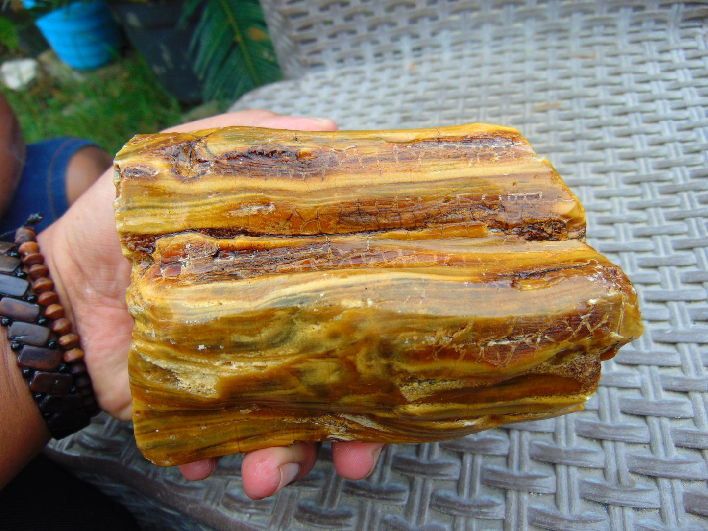 452 gram Polished 125x90x55mm Indonesia Yellow Fragrance Amber for Healing KM24