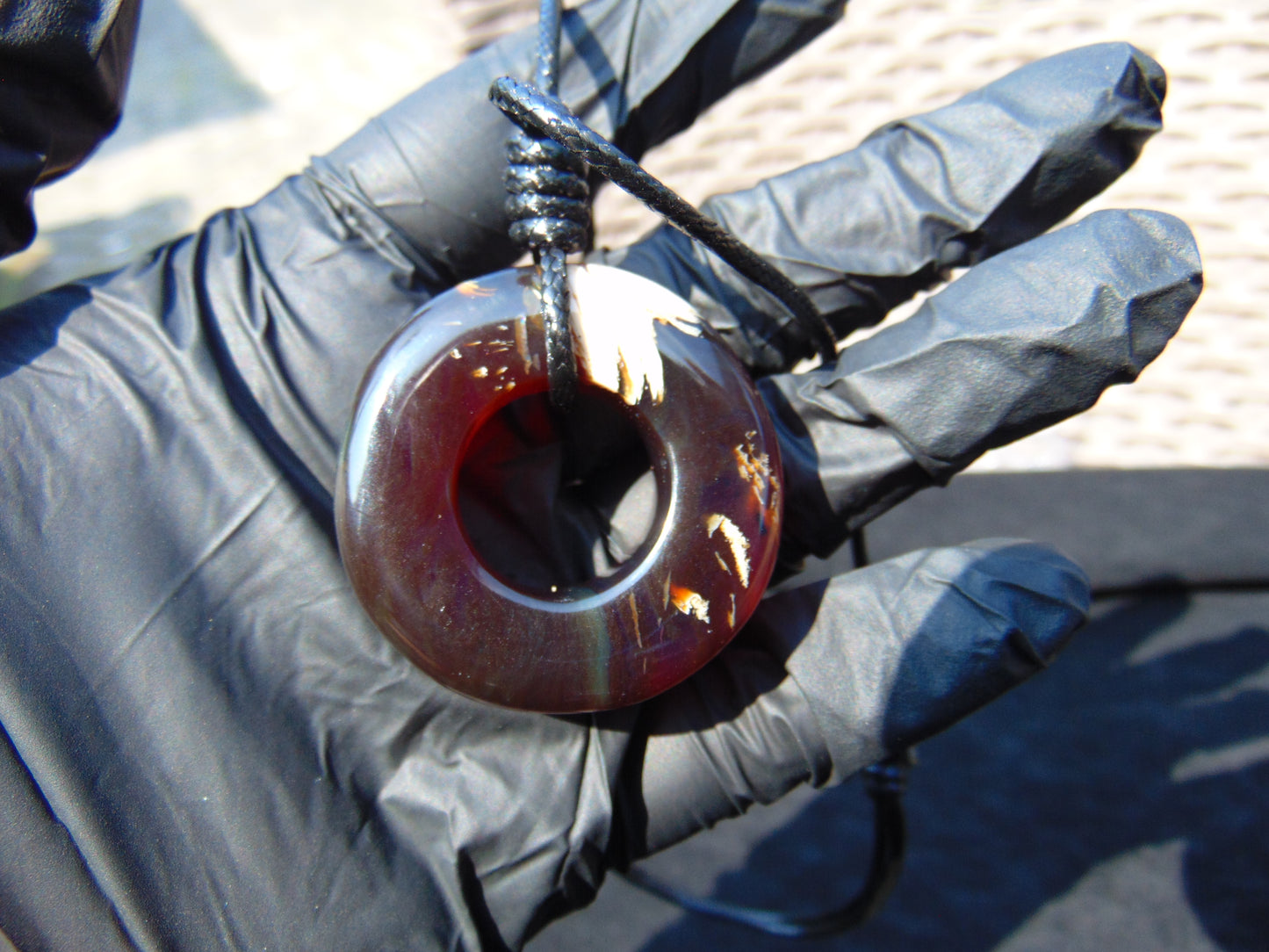 15 gr Donut Pendant Indonesian Amber for Healing 28Y41