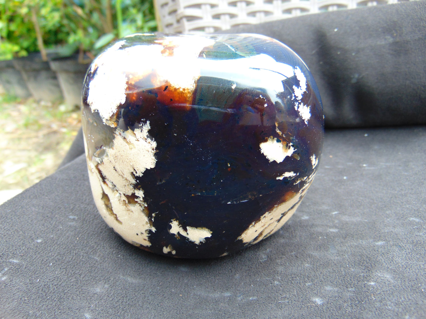 655 gr Blue polished 100x90x88 mm Square Indonesian Amber for Healing WY12