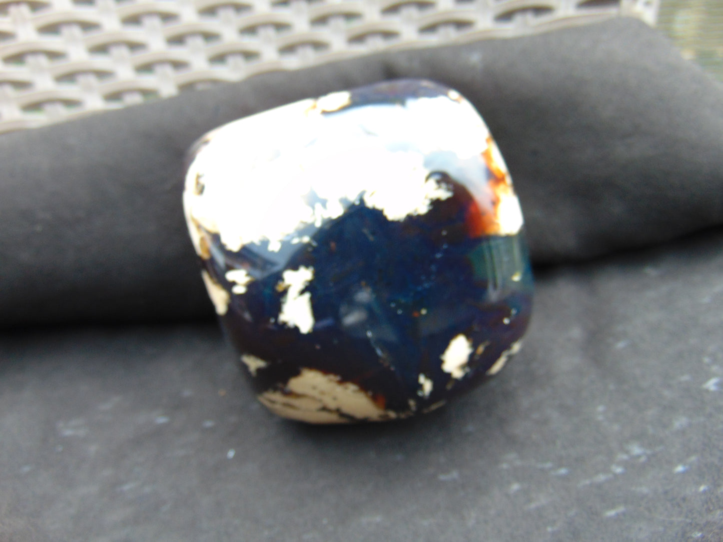 655 gr Blue polished 100x90x88 mm Square Indonesian Amber for Healing WY12