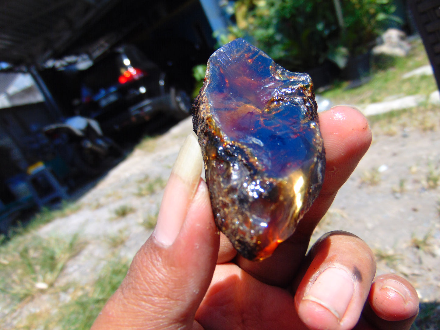 17 gram Rough Raw Indonesian Cystal Blue Amber for Healing AGRB82