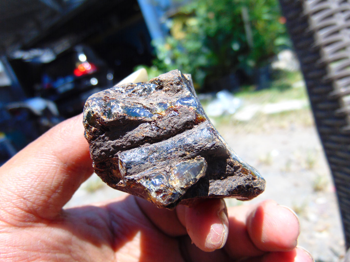 25 gram Rough Raw Indonesian Orange Blue Amber for Healing AGRB112