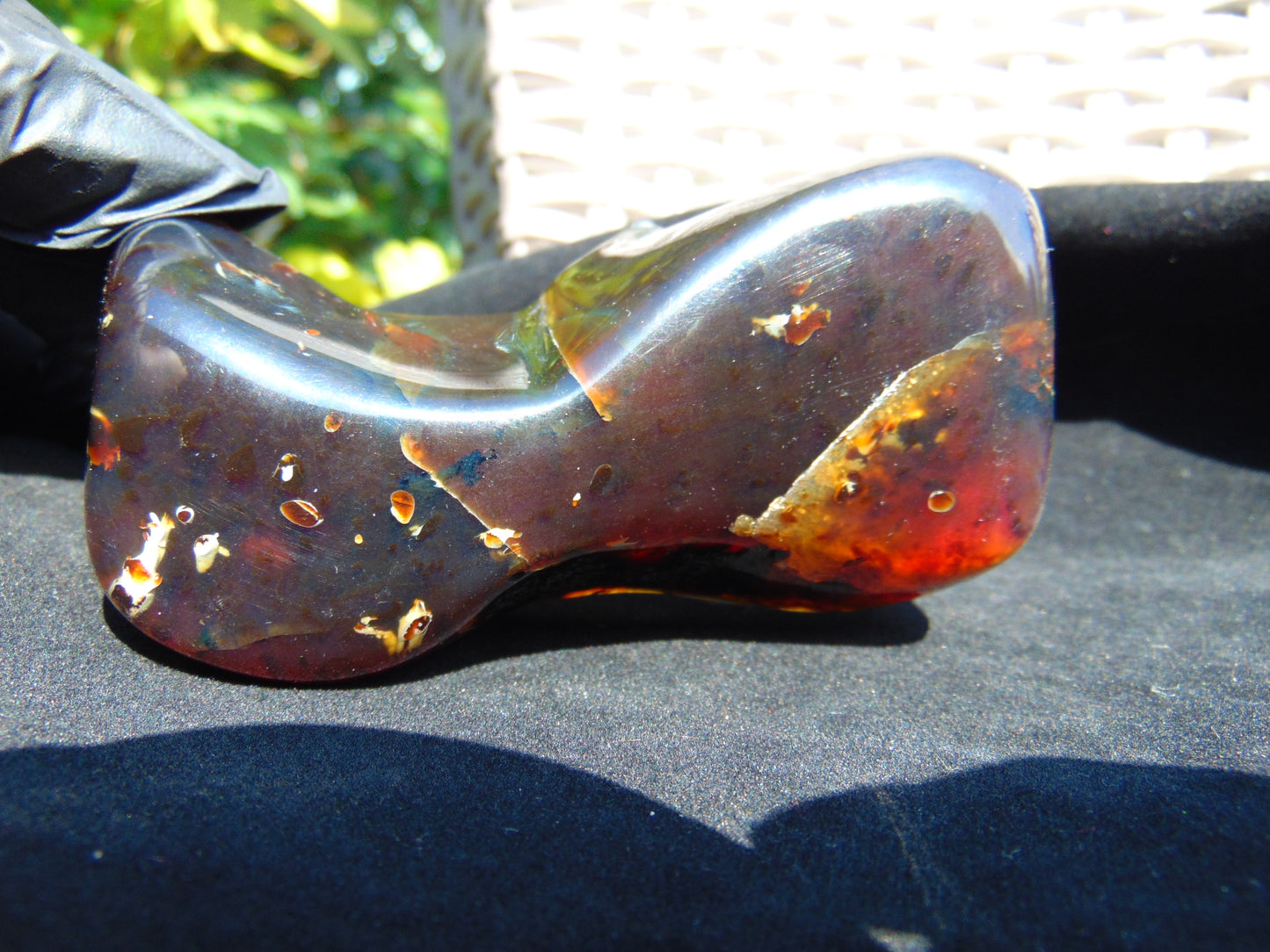 105 gr Calligraphy 2D carving Indonesian Purple Amber for Healing CA6