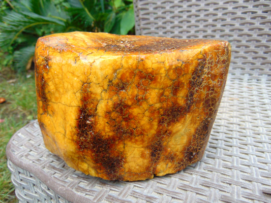 456 gram Polished 150x117x100mm Indonesia Yellow Fragrance Amber for Healing 25K16