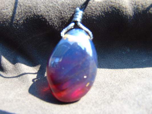 20 gr Pendant 44x27x29 mm Indonesian Blue Amber for Healing PDY105