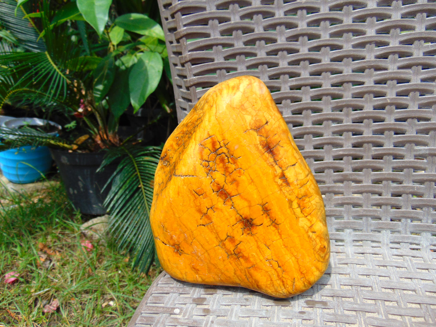 794 gram Polished 150x130x55mm Indonesia Yellow Fragrance Amber for Healing 25K17